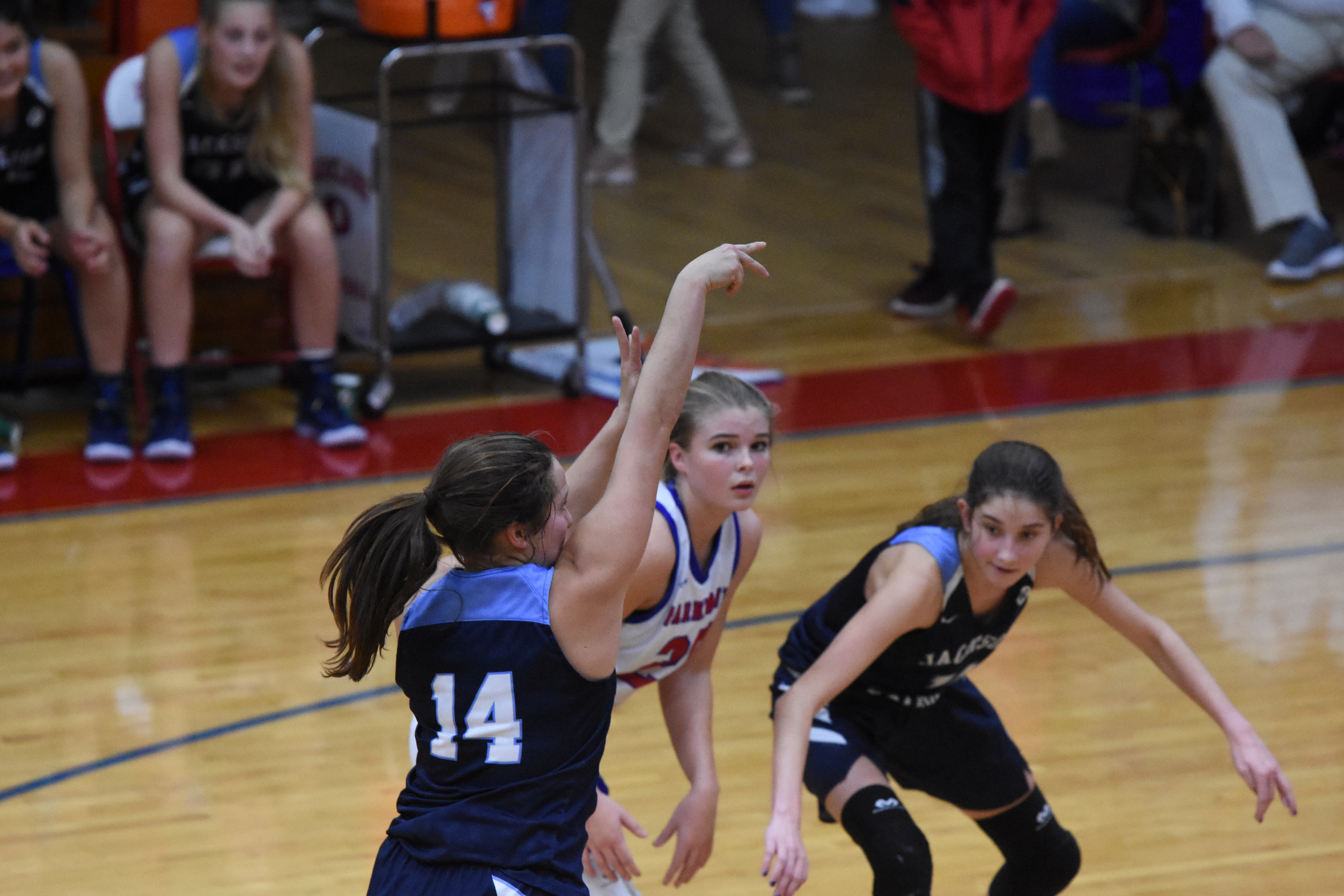 Lady Raiders Beat Parklane