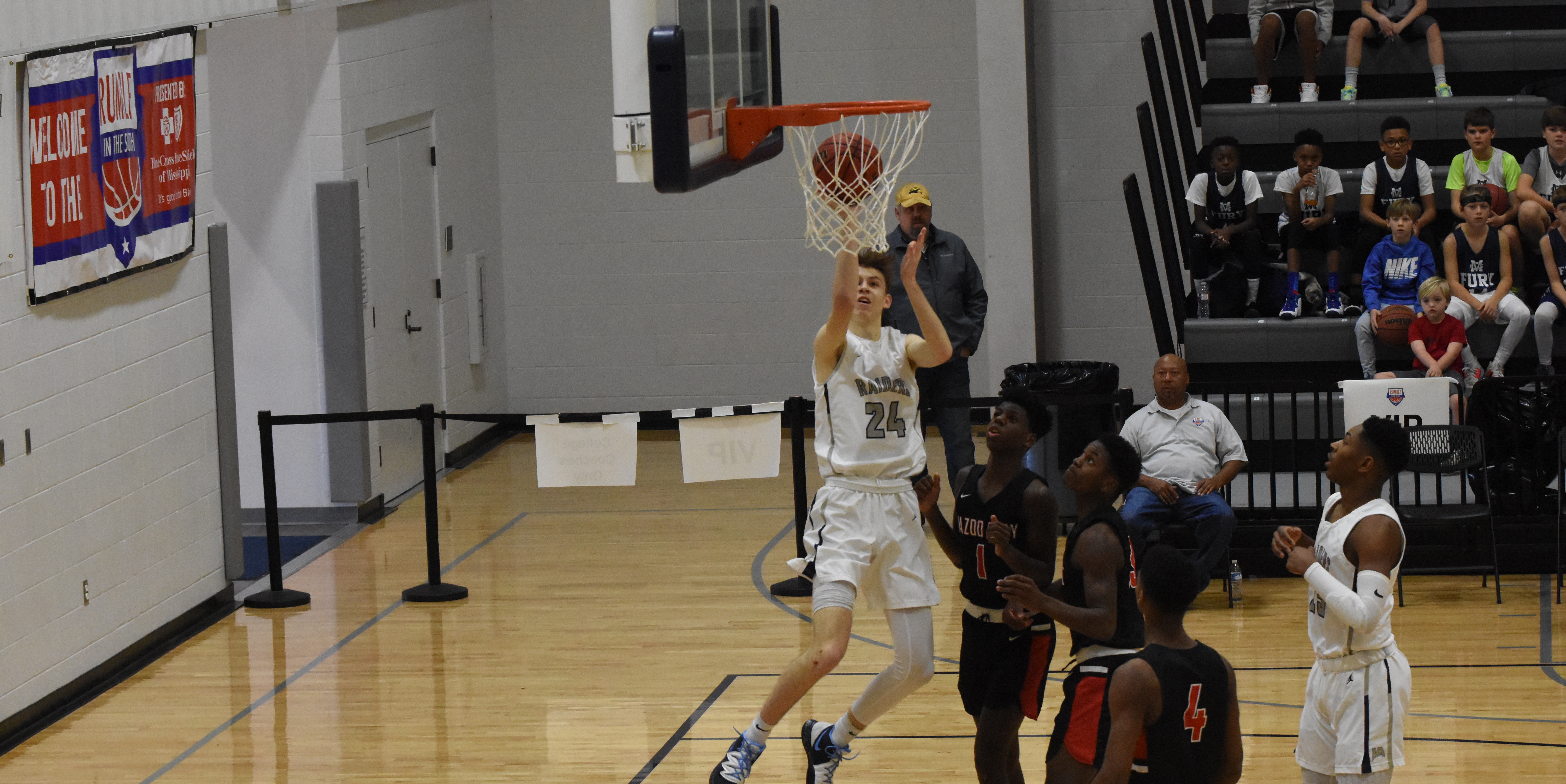 Raiders Fall To Yazoo City